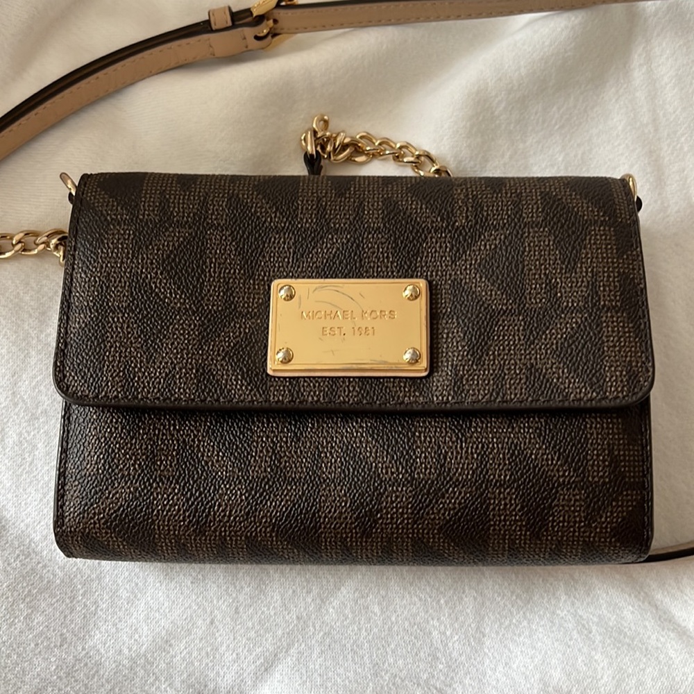 Michael Kors Monogram Clutch/Crossbody purse